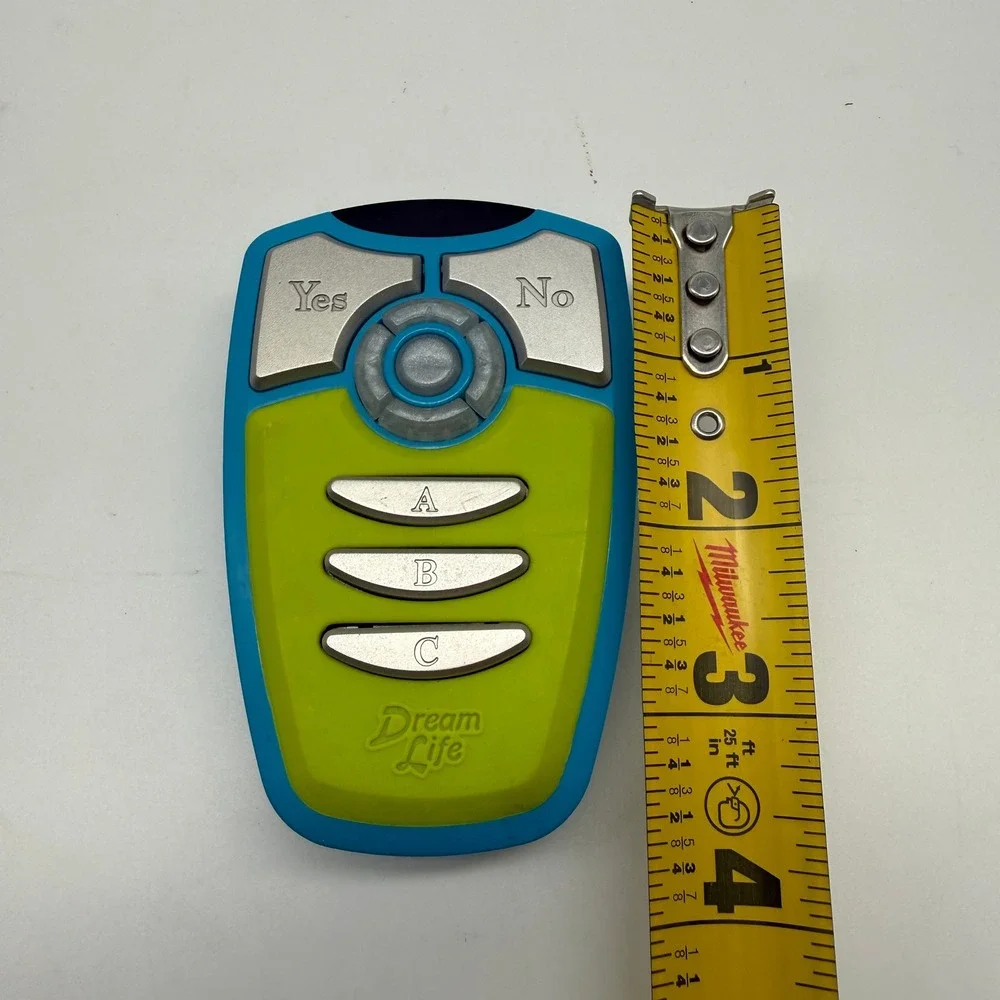 Hasbro Dream Life Remote Controller TV Plug Play Game Blue Green 2005 C290A